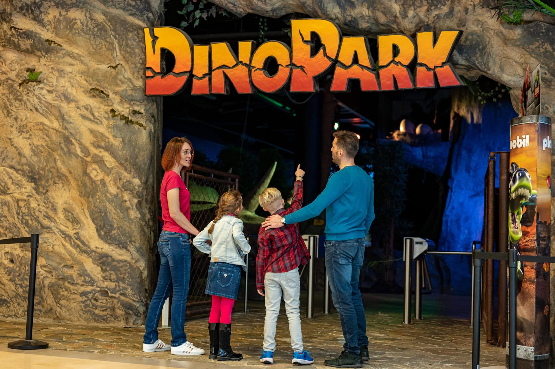 פארק דינוזאורים - אטרקציה מגניבה, Photo © DinoPark